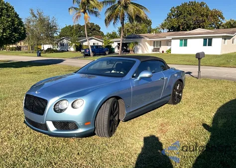 2015 Bentley Continental Gt V8 S z USA, uszkodzony, nr VIN SCBGH3ZA2FC049621